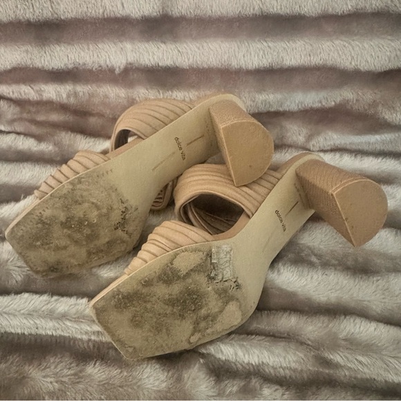 Dolce Vita Pilton Sandal - Picture 8 of 10